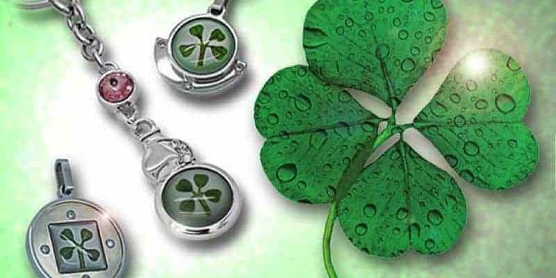 Genuine 4-Leaf Clover Souvenirs